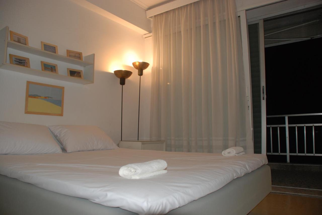 Endless Blue, In The Wave Apartment Peraía Екстериор снимка
